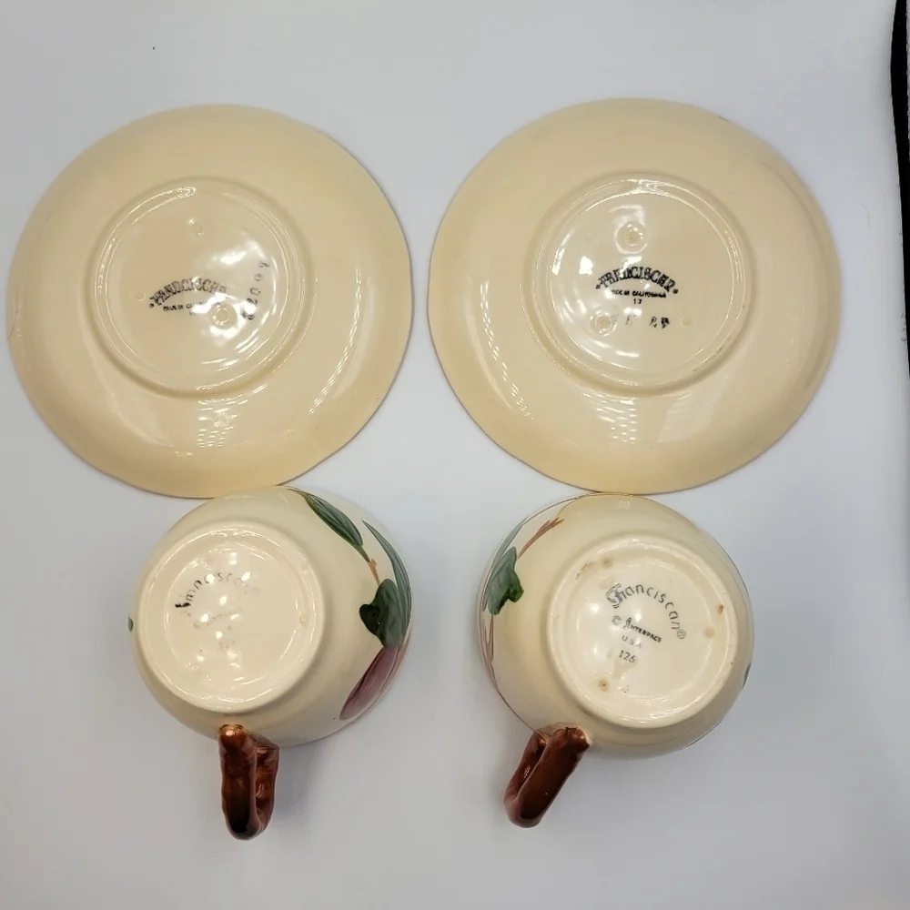 Vintage Franciscan Apple Set of 2 Cups & 2 Saucers